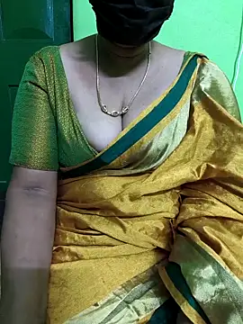 Snapshot of niiveditha chatting on 03-21-25, 02:18 niiveditha online show from 03-21-25, 02:18