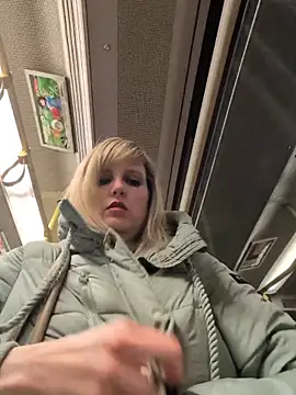 Sexybiene969 online show from 12-15-25, 05:30