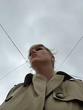 Sexybiene969 online show from 10-25-25, 02:28