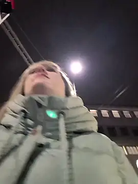 Sexybiene969 online show from 11-24-25, 05:13