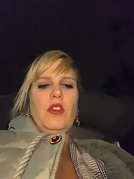 Sexybiene969 online show from 12-22-25, 05:24