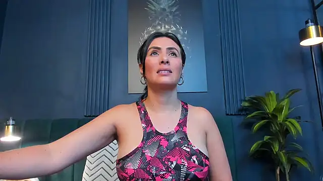 scarlet edwars online show from 02-11-26, 08:20