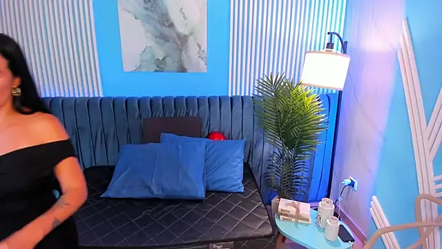 scarlet edwars online show from 02-22-25, 01:22