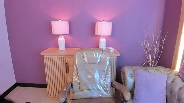 scarlet edwars online show from 03-10-25, 07:29