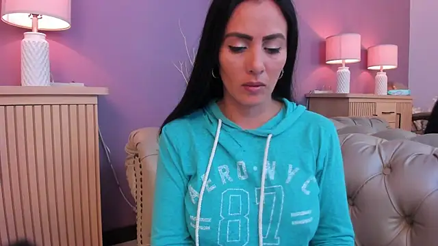 scarlet edwars online show from 03-07-25, 03:28