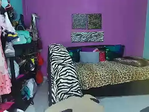 Shakirita online show from 12-17-24, 11:38