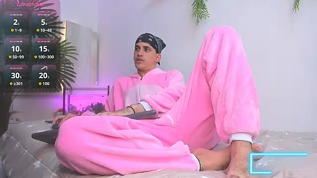 Dirty Kingg online show from 10-12-25, 08:21