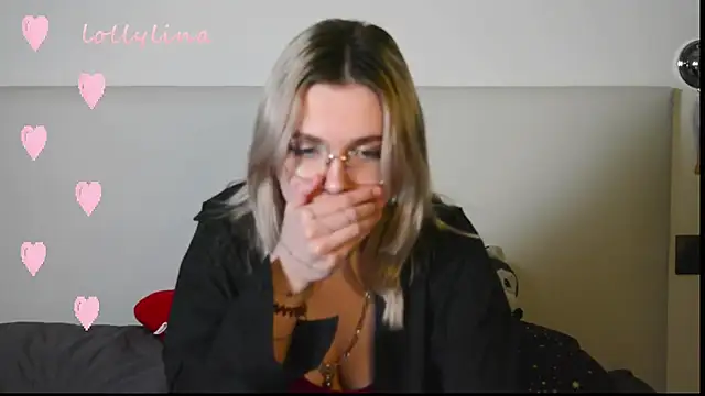 Snapshot of lollylina chatting on 02-25-25, 07:16 lollylina online show from 02-25-25, 07:16