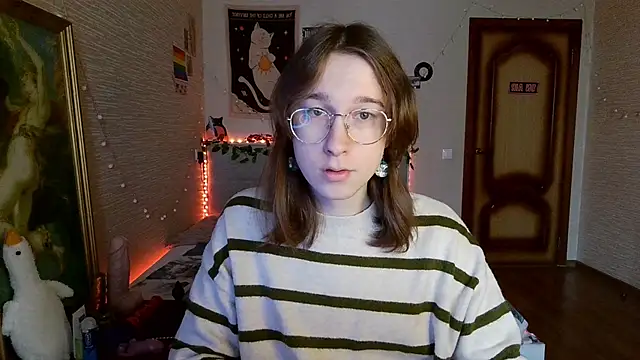 Snapshot of tangerine4dreams chatting on 03-02-25, 08:05 tangerine4dreams online show from 03-02-25, 08:05