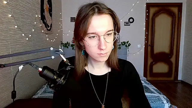 Snapshot of tangerine4dreams chatting on 02-17-25, 06:31 tangerine4dreams online show from 02-17-25, 06:31