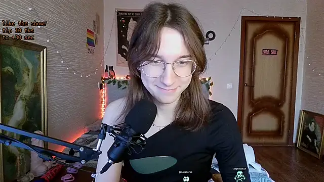 Snapshot of tangerine4dreams chatting on 03-15-25, 06:58 tangerine4dreams online show from 03-15-25, 06:58