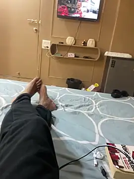 crazyfreaking online show from 10-20-25, 09:26