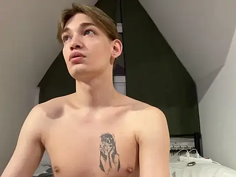 Julian wins online show from 02-17-25, 12:49