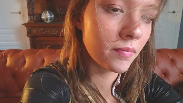 DemiDee online show from 01-14-26, 08:18