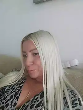 visnjica online show from 10-19-25, 05:16