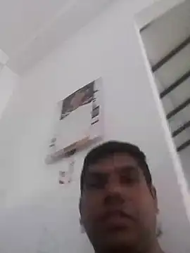 chutiaunty online show from 05-19-26, 04:08
