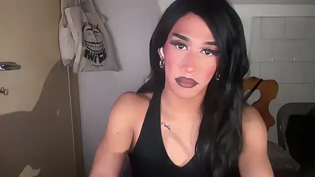 Snapshot of Ladyosa99 chatting on 02-14-25, 12:09 Ladyosa99 online show from 02-14-25, 12:09