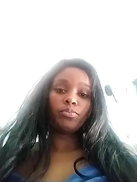 Snapshot of moree_Queen chatting on 03-20-25, 09:24 moree Queen online show from 03-20-25, 09:24