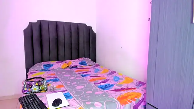 moree Queen online show from 12-03-25, 07:46