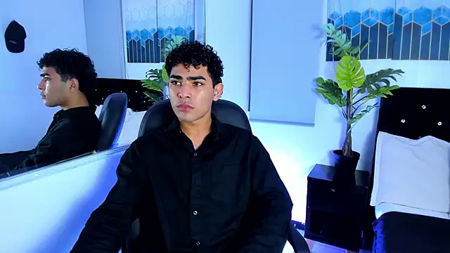 LucasCarterr online show from 03-01-25, 07:51