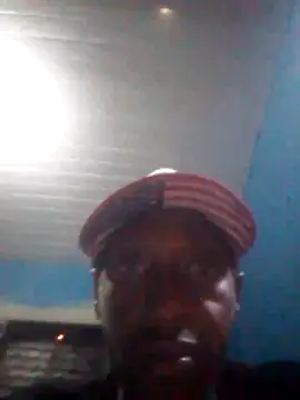 Snapshot of Ailton9865 chatting on 11-28-25, 10:59 Ailton9865 online show from 11-28-25, 10:59