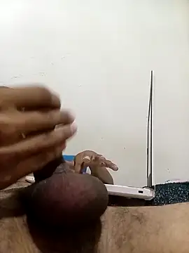 Colombiano2606 online show from 02-07-26, 08:55