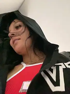 Dulce  Boyd online show from 09-18-25, 01:36