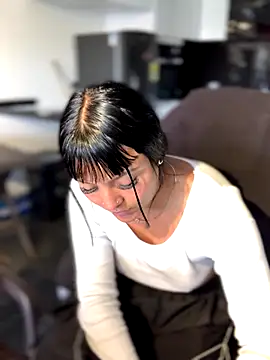 Dulce  Boyd online show from 10-01-25, 01:37