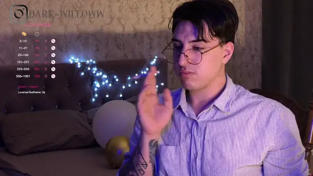 dark-willoww online show from 02-24-25, 06:04