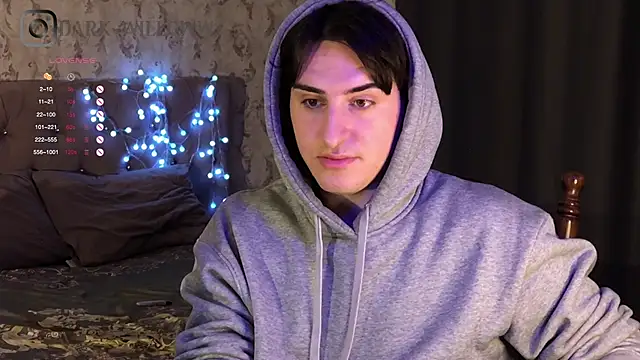 dark-willoww online show from 02-19-25, 09:03