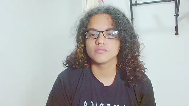 Snapshot of Diane_blossom chatting on 03-10-25, 11:55 Diane blossom online show from 03-10-25, 11:55