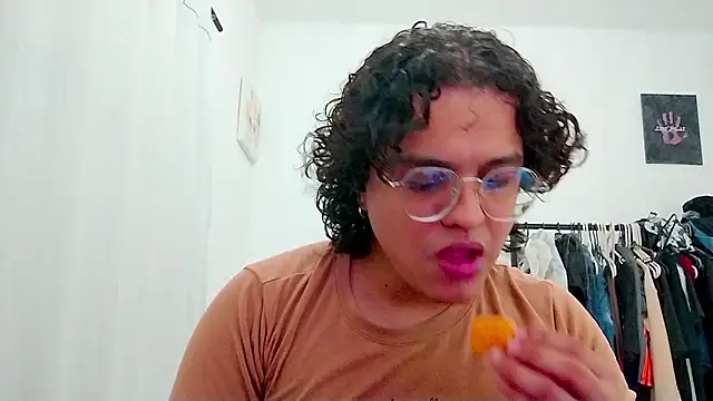 Diane blossom online show from 04-17-26, 09:17