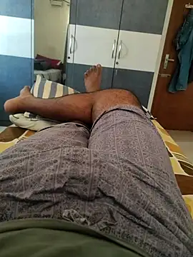 Tamil small cock online show from 04-26-26, 08:22