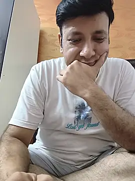 Snapshot of innocentboy1987 chatting on 06-27-26, 04:13 innocentboy1987 online show from 06-27-26, 04:13