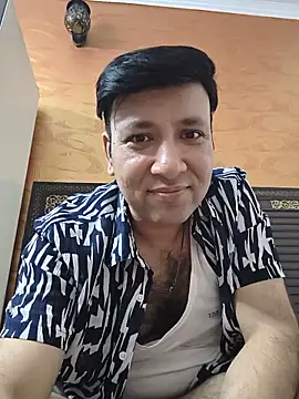 Snapshot of innocentboy1987 chatting on 06-15-26, 04:28 innocentboy1987 online show from 06-15-26, 04:28