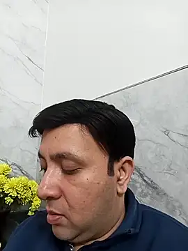 innocentboy1987 online show from 02-14-25, 01:08