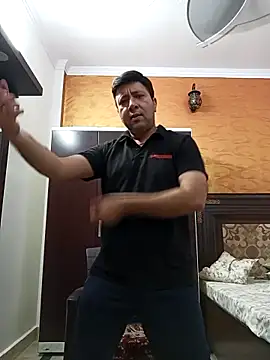 innocentboy1987 online show from 10-03-25, 06:26