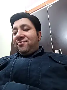 innocentboy1987 online show from 02-12-25, 04:12