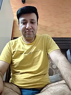 innocentboy1987 online show from 05-07-26, 04:32