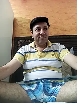 innocentboy1987 online show from 05-20-26, 04:48