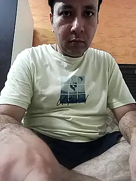 innocentboy1987 online show from 05-15-26, 04:38