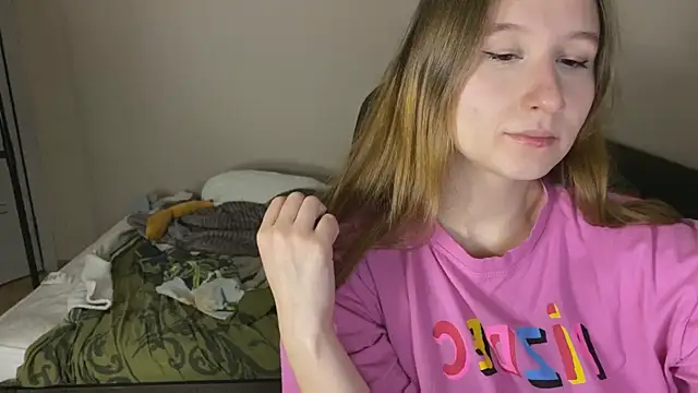 Sabrinaanddaniel online show from 11-13-25, 08:02