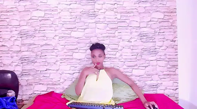 EbonyStarLite69 online show from 03-17-25, 12:04