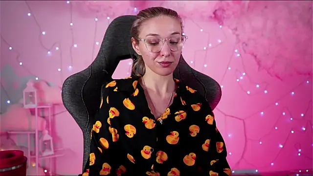 PhilippaAdamas online show from 03-08-25, 08:11