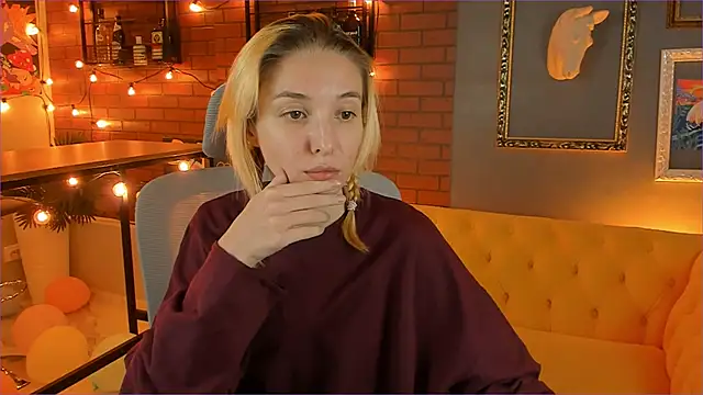 PhilippaAdamas online show from 09-26-25, 11:00