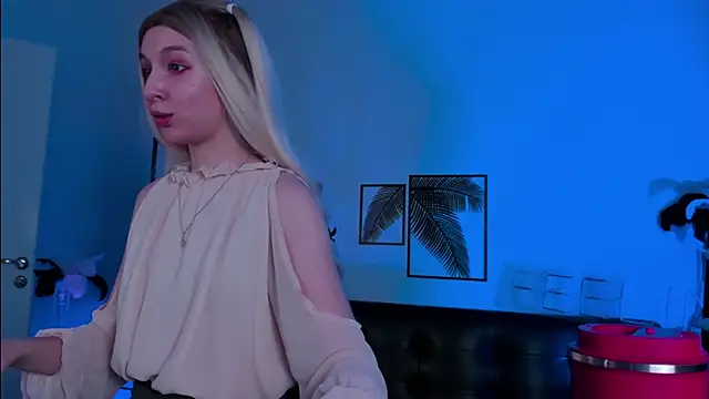 PhilippaAdamas online show from 03-13-25, 02:38