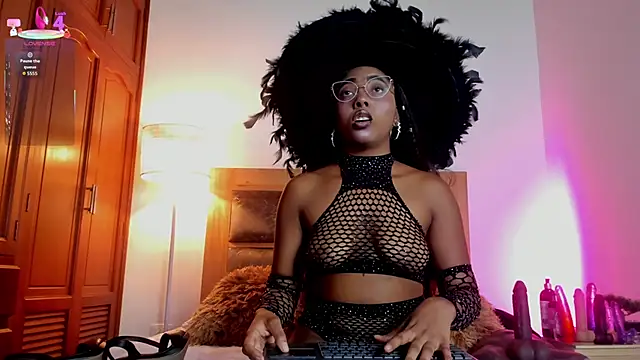 alejandra-cortes online show from 10-28-25, 11:09