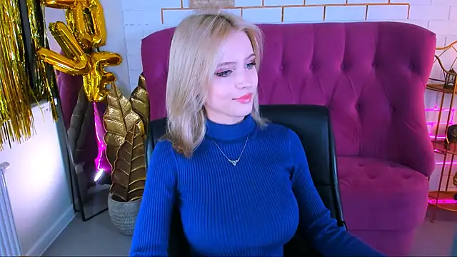 LeonaStane online show from 10-24-25, 05:01