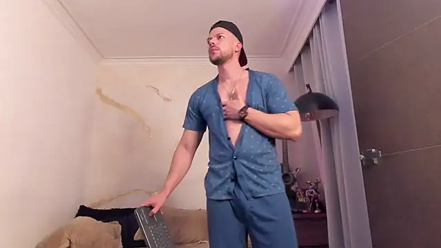 bakersboyssexys online show from 03-24-26, 06:13