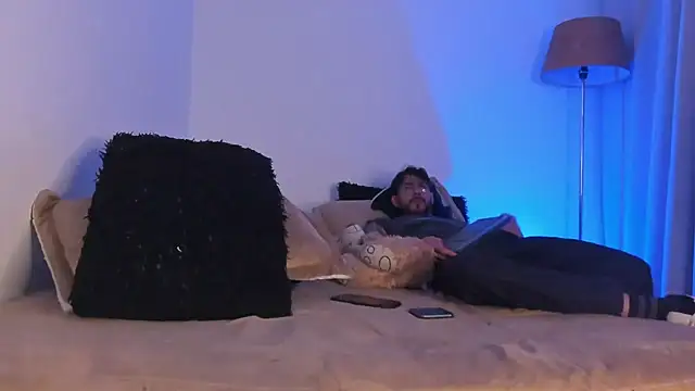 Snapshot of bakersboyssexys chatting on 09-24-25, 01:13 bakersboyssexys online show from 09-24-25, 01:13